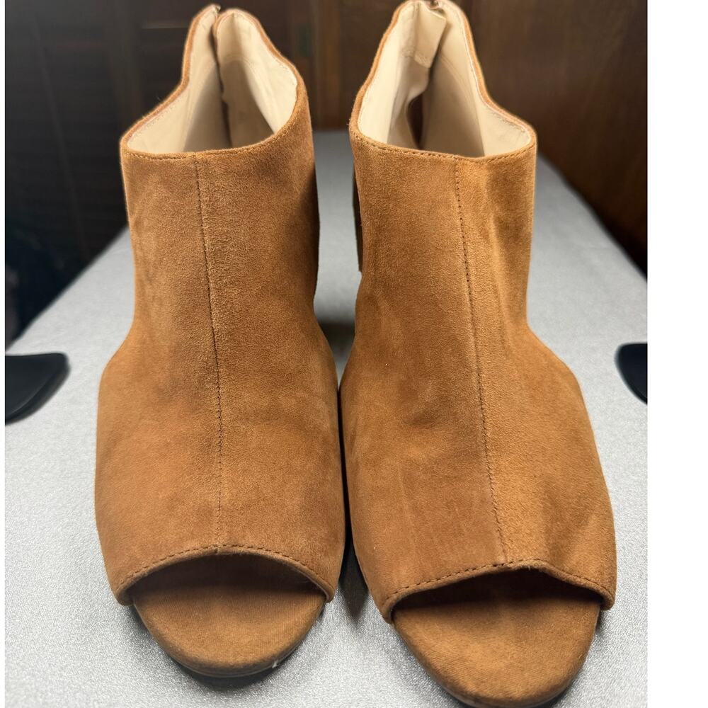Alfani Brown Suede Peep Toe Ankle Block Heel Zip Booties - 9M